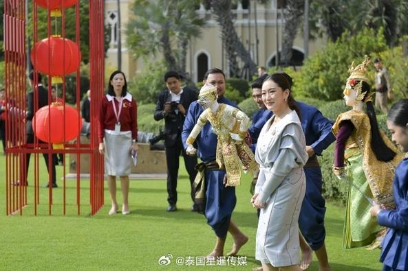 和中国女足